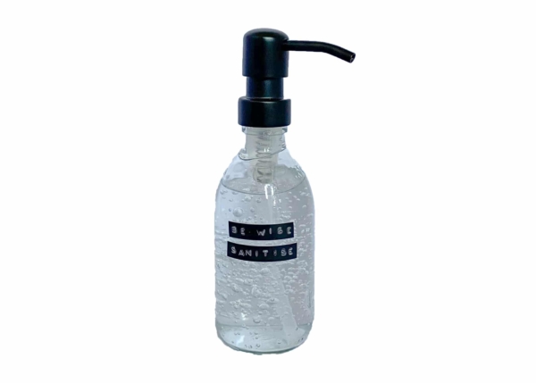 102528 sanitiser 250 helder 1