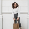 Zusss basic shopper met kwast kaki 0205 007 1526 00 sfeer1